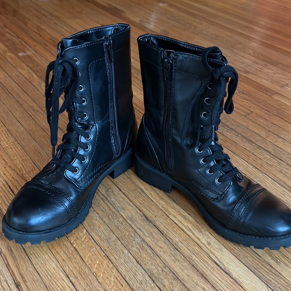 Boots - Picture 2 of 2